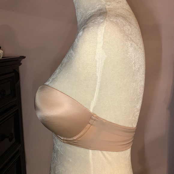 Victoria’s Secret beige strapless bra - Picture 2 of 7